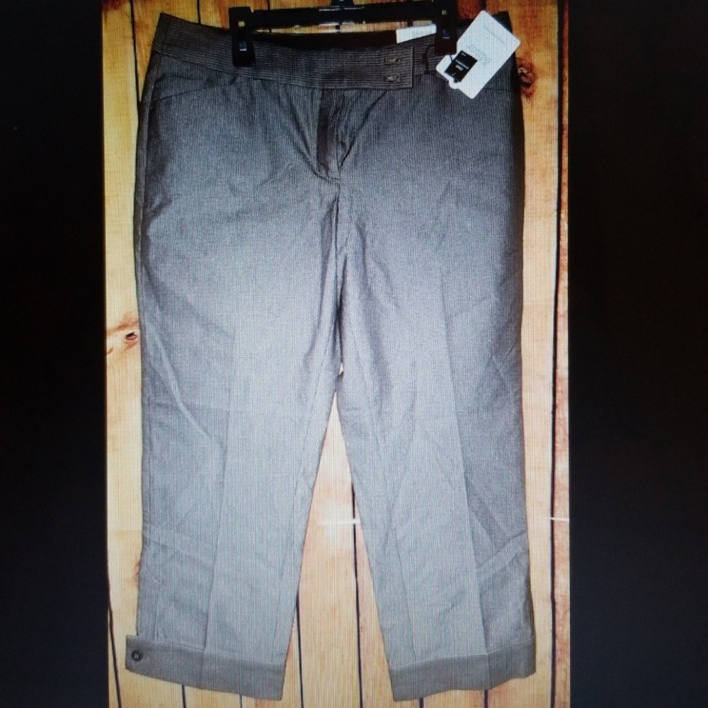 Express editor crop pants size 6 NWT